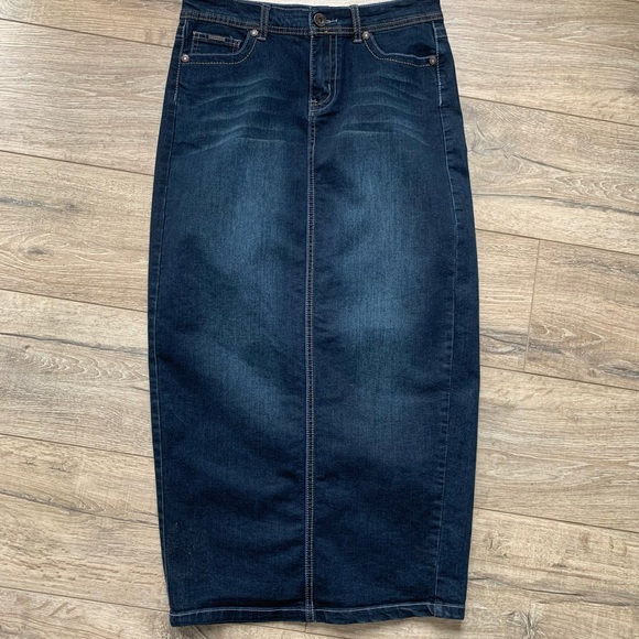 Carreli Dresses & Skirts - 🎉 SALE 🎉 Carreli Jeans Skirt